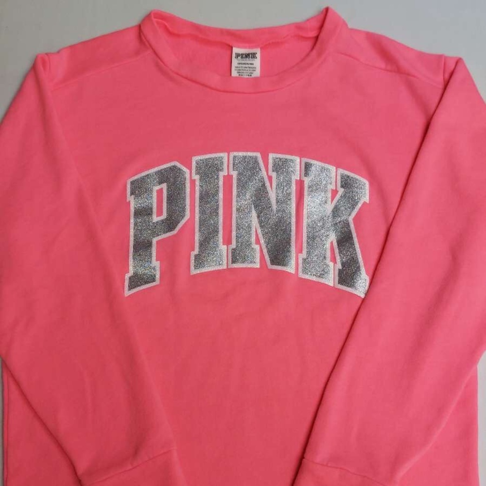 Pink/Victoria’s Secret sweatshirt
